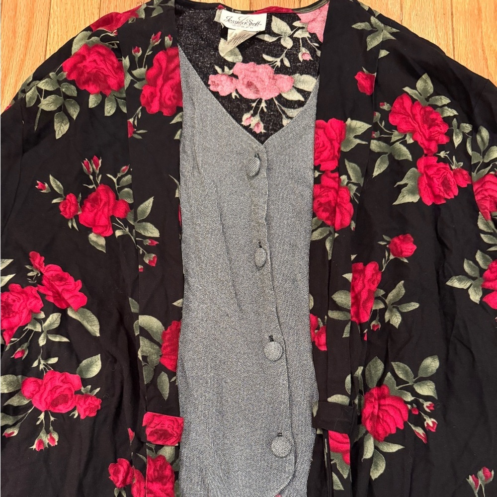 VTG Jessica Scott Black Red Floral Twofer Cardigan Mock Vest grannycore romantic - Picture 2 of 7